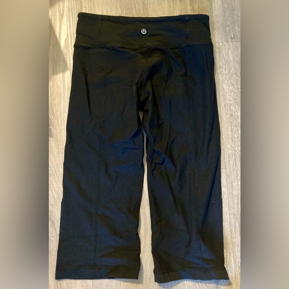 Lululemon Athletica Black Capris